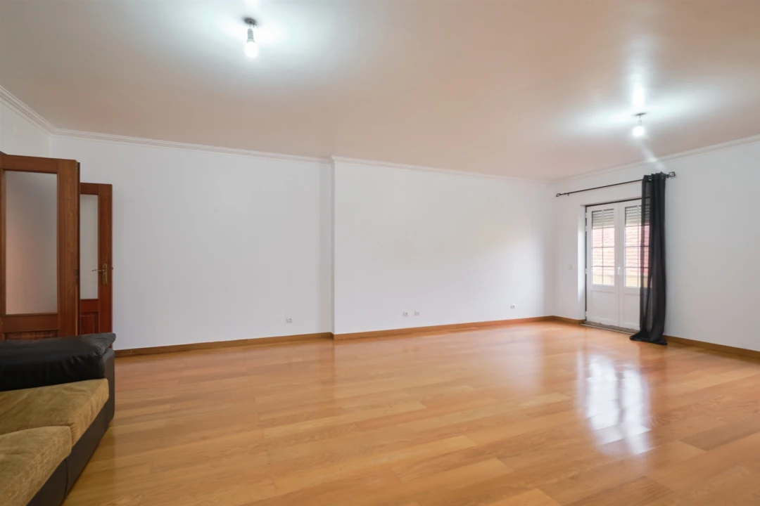 Apartamento T4 para Venda em Santiago do Cacém, Santa Cruz e São Bartolomeu da Serra Foto 7