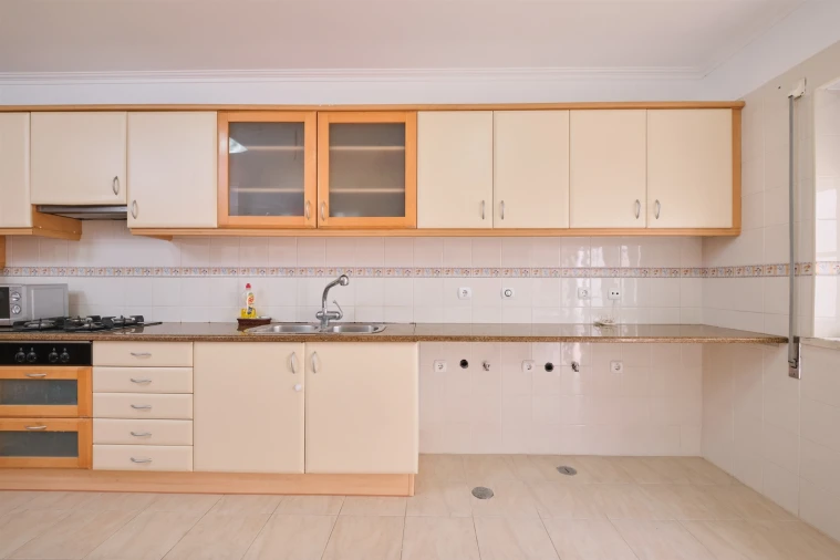 Apartamento T4 para Venda em Santiago do Cacém, Santa Cruz e São Bartolomeu da Serra Foto 17