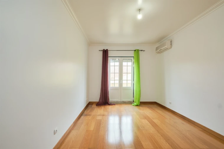 Apartamento T4 para Venda em Santiago do Cacém, Santa Cruz e São Bartolomeu da Serra Foto 29