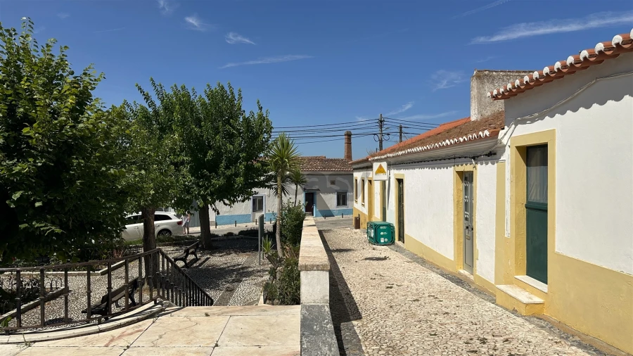 Negócio para Venda em Bencatel Foto 17