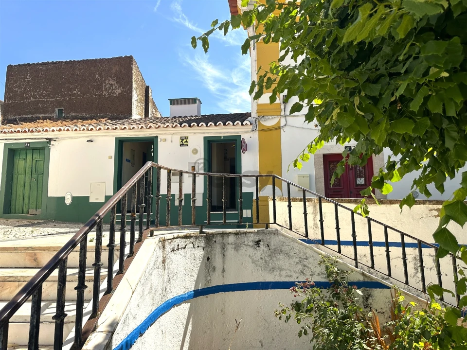 Negócio para Venda em Bencatel Foto 16