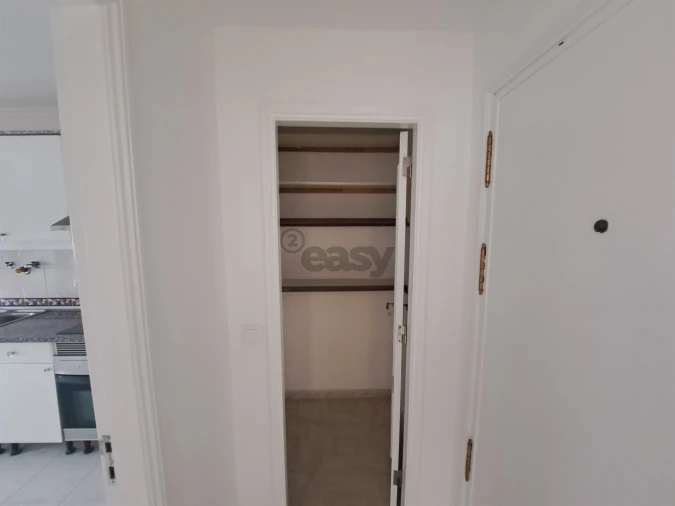 Apartamento T4 para Venda em Rio de Mouro Foto 13