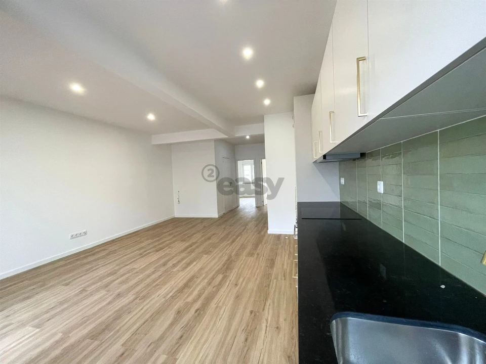 Apartamento T2 para Arrendamento em Falagueira-Venda Nova Foto 6