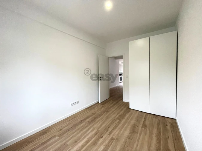 Apartamento T2 para Arrendamento em Falagueira-Venda Nova Foto 14