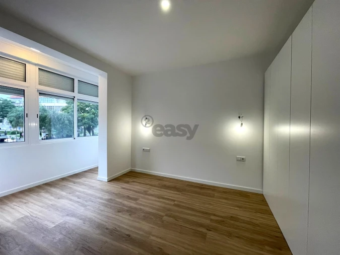 Apartamento T2 para Arrendamento em Falagueira-Venda Nova Foto 9