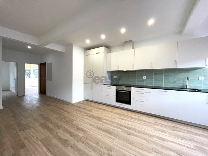 Apartamento T2 para Arrendamento em Falagueira-Venda Nova Foto 3