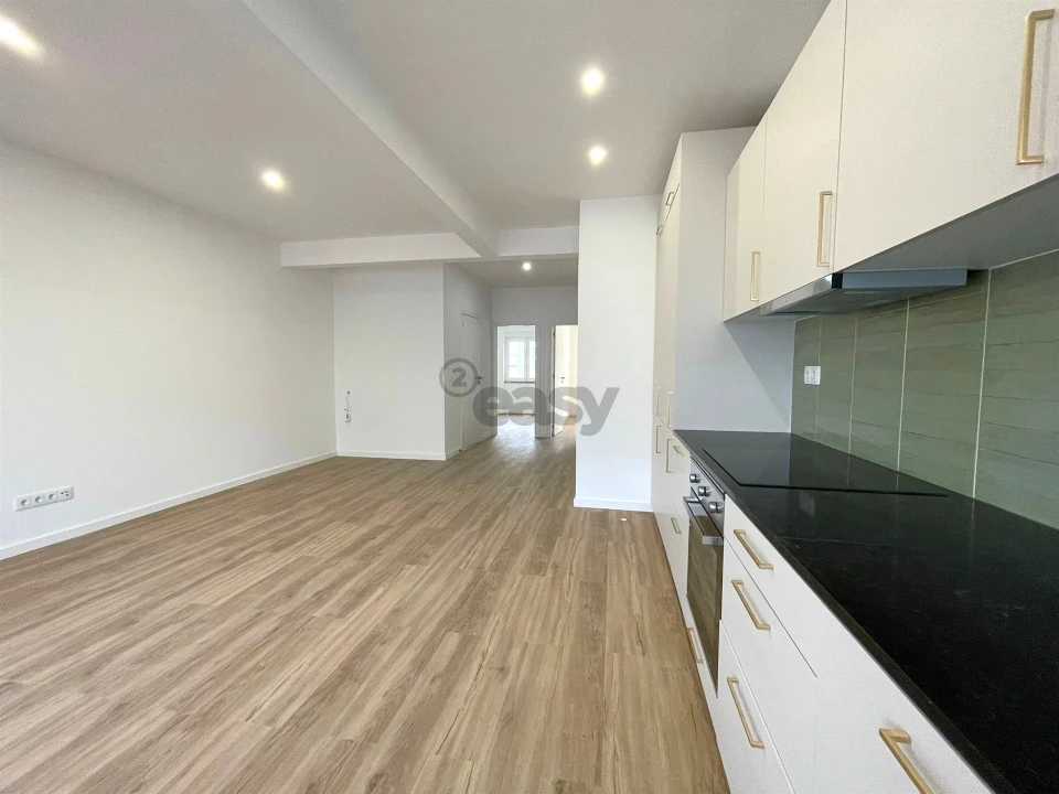 Apartamento T2 para Arrendamento em Falagueira-Venda Nova Foto 5