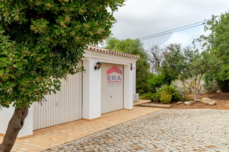 Moradia T0 para Venda em Pechão Foto 16