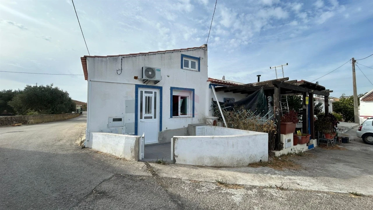 Moradia T1 para Venda em Odeleite Foto 1