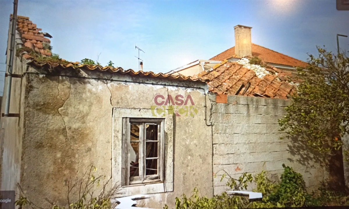 Moradia T3 para Venda em Torres Novas (São Pedro), Lapas e Ribeira Branca Foto 2