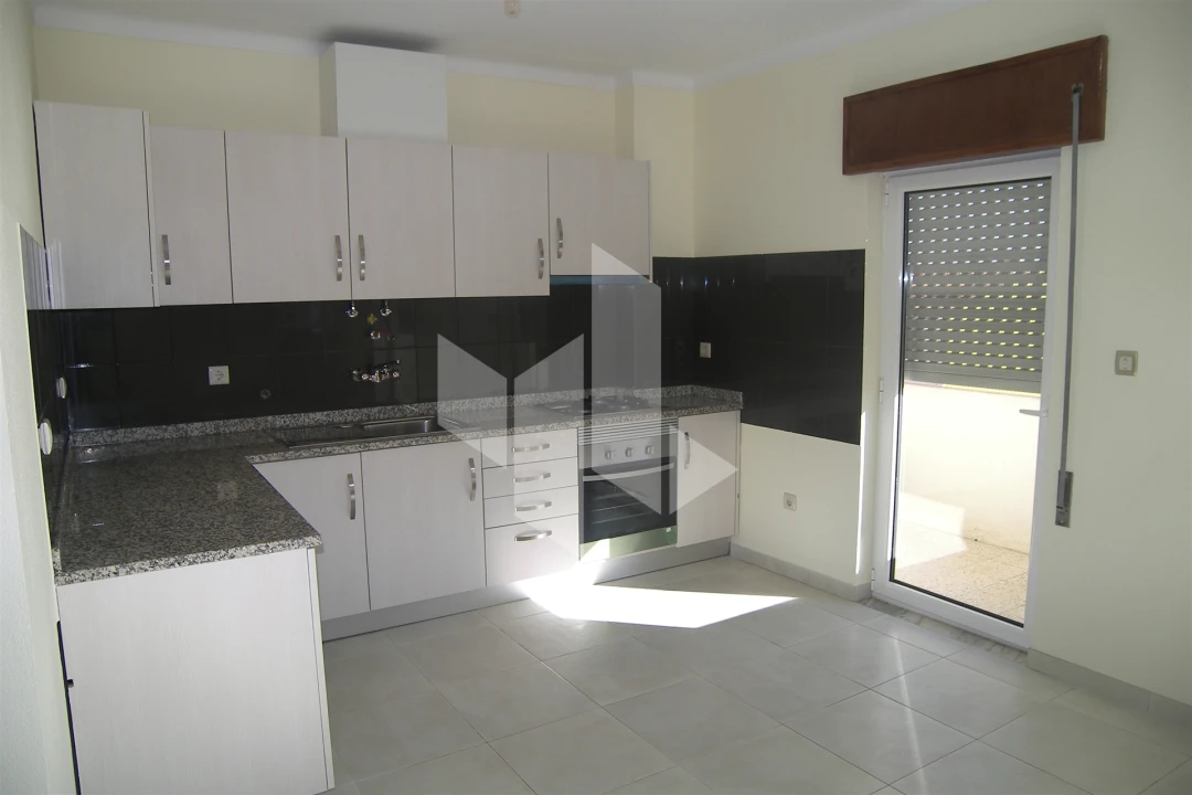 Apartamento T3 para Arrendamento em Tondela e Nandufe Foto 2