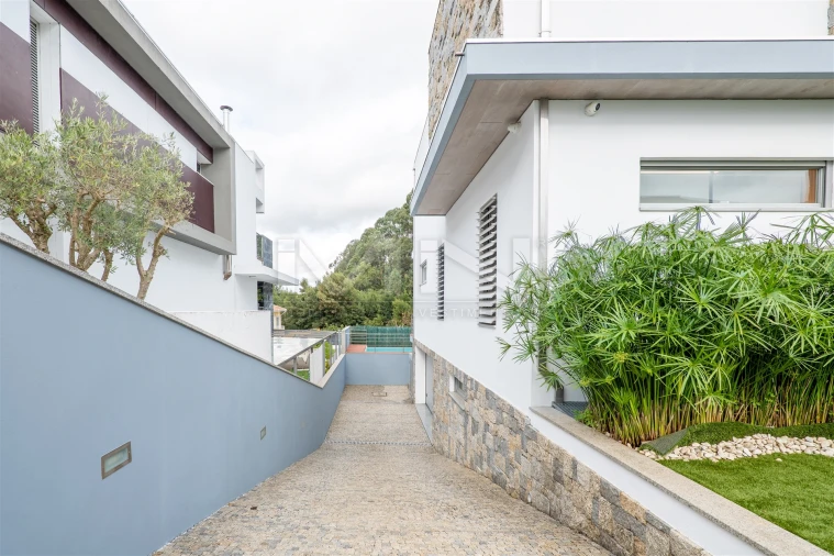 Moradia T3 para Venda em Gondomar (São Cosme), Valbom e Jovim Foto 59