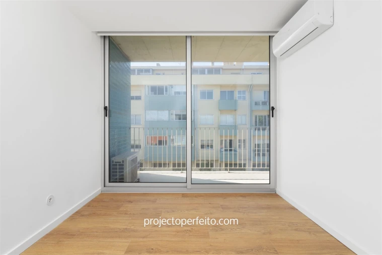 Apartamento T1 para Venda em Espinho Foto 10