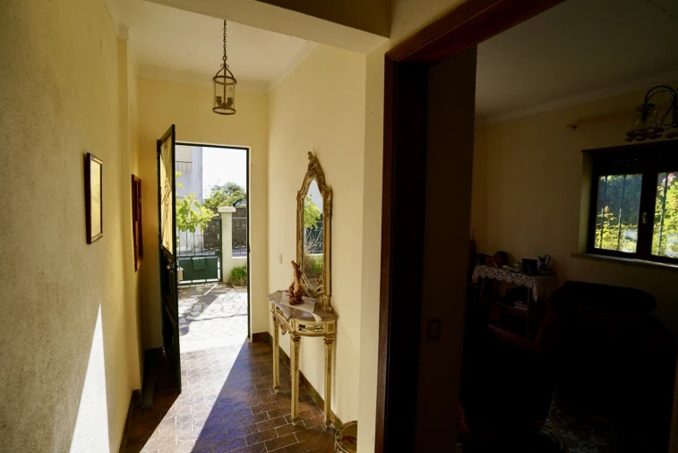 Moradia T4 para Venda em Escalos de Baixo e Mata Foto 6