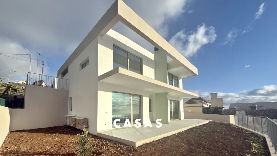 Moradia T2 para Venda em Arco da Calheta