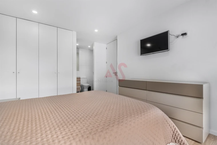 Apartamento T3 para Venda em Fornelos Foto 14