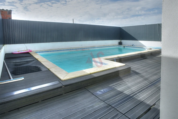 Moradia T5 para Venda em Aguçadoura e Navais