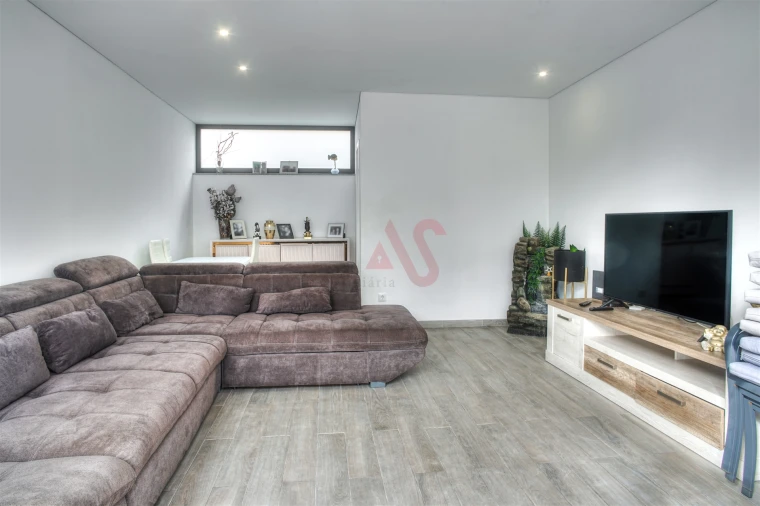 Moradia T5 para Venda em Aguçadoura e Navais Foto 13