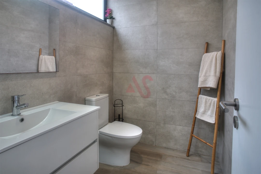 Moradia T5 para Venda em Aguçadoura e Navais Foto 28