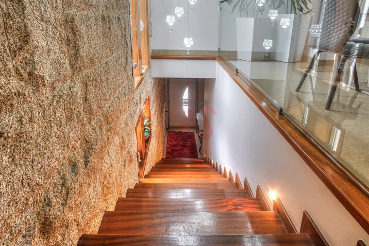 Prédio para Venda em Torrados e Sousa Foto 5