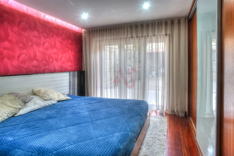 Prédio para Venda em Torrados e Sousa Foto 16