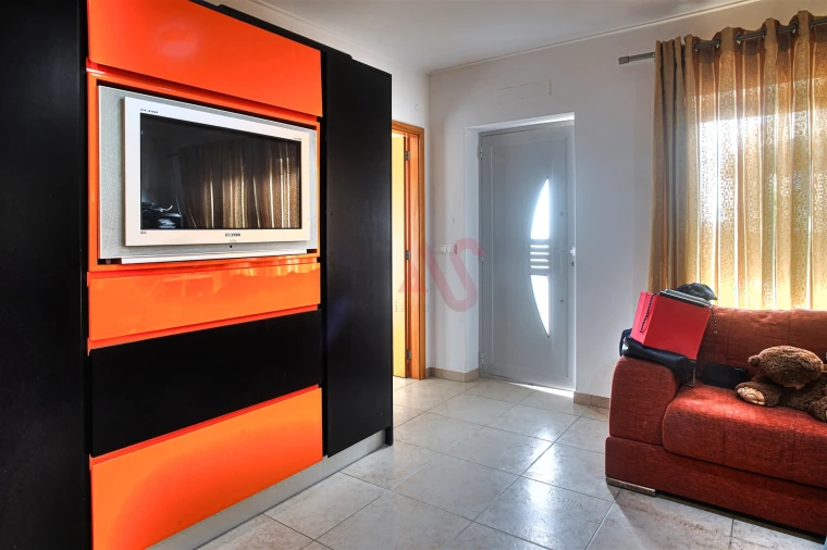 Prédio para Venda em Torrados e Sousa Foto 21