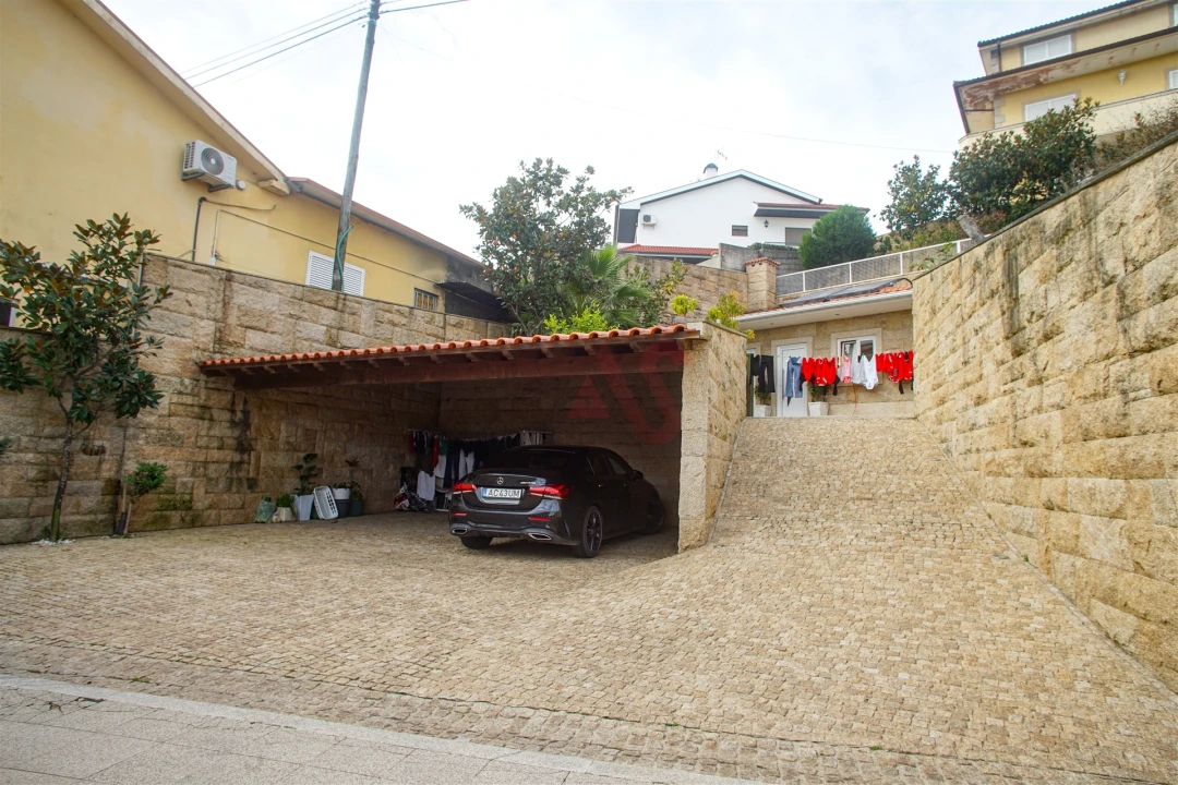 Prédio para Venda em Torrados e Sousa Foto 28