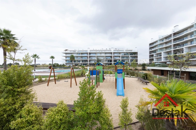 Apartamento T3 para Venda em Alcochete Foto 28