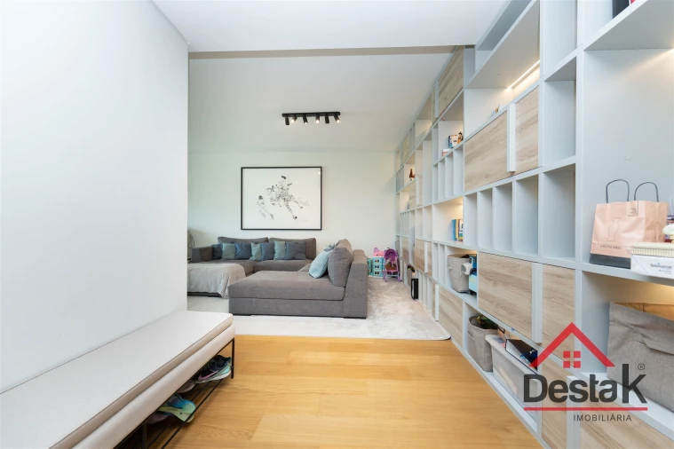 Apartamento T3 para Venda em Alcochete Foto 3