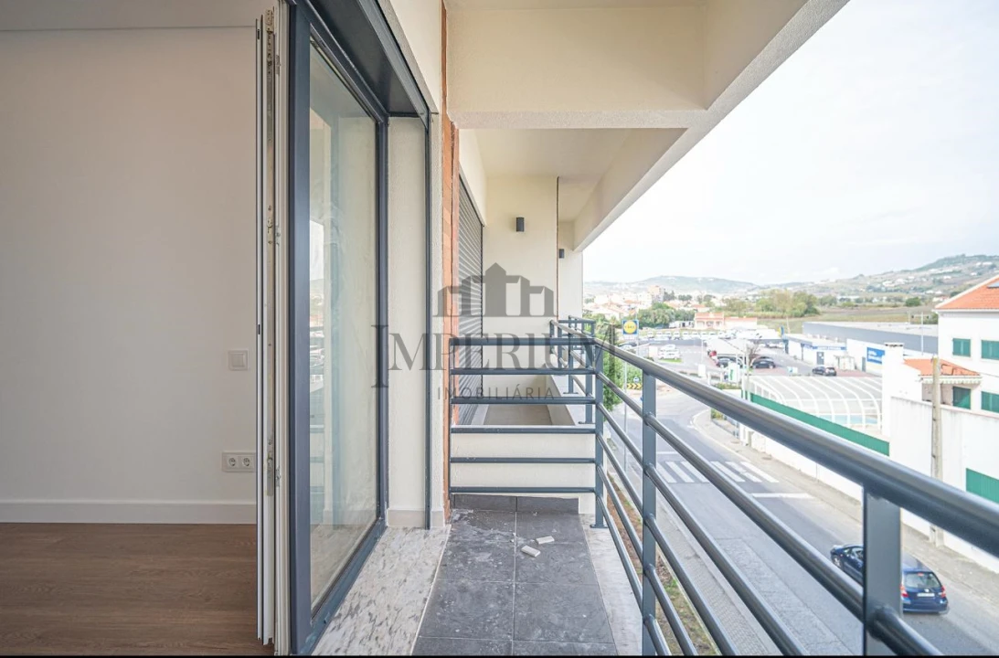 Apartamento T3 para Venda em Arruda dos Vinhos Foto 8