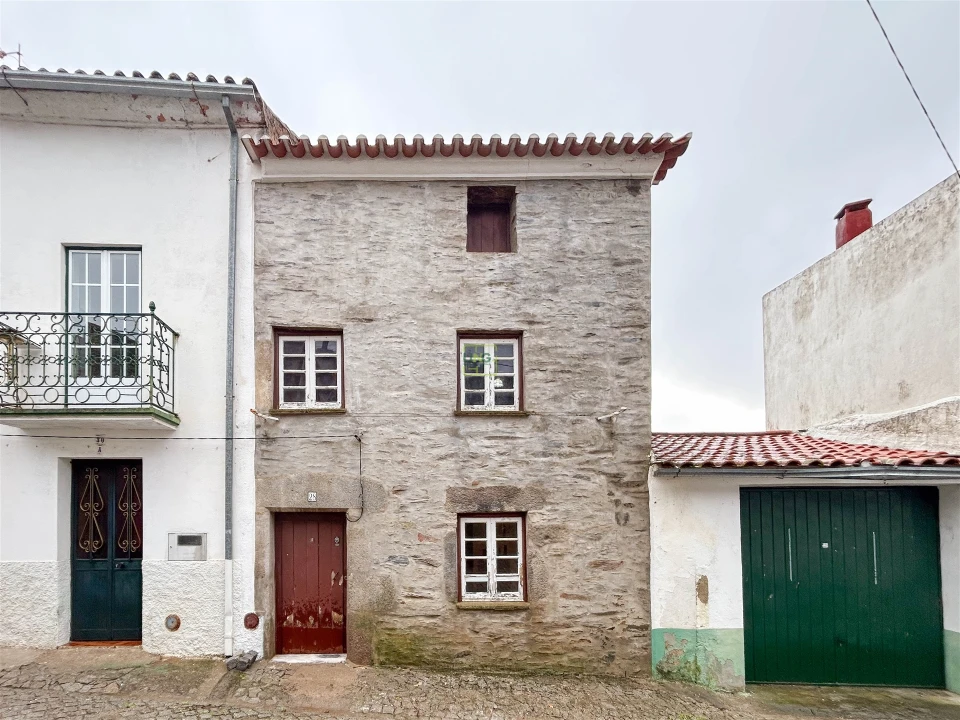 Moradia T3 para Venda em Rosmaninhal Foto 1