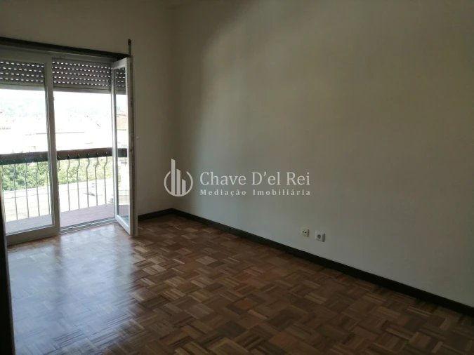 Apartamento T1 para Arrendamento em Viseu Foto 4