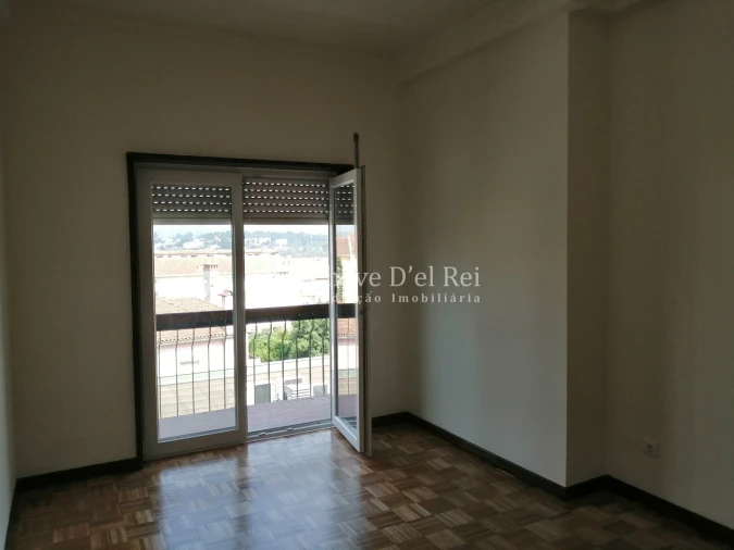 Apartamento T1 para Arrendamento em Viseu Foto 6