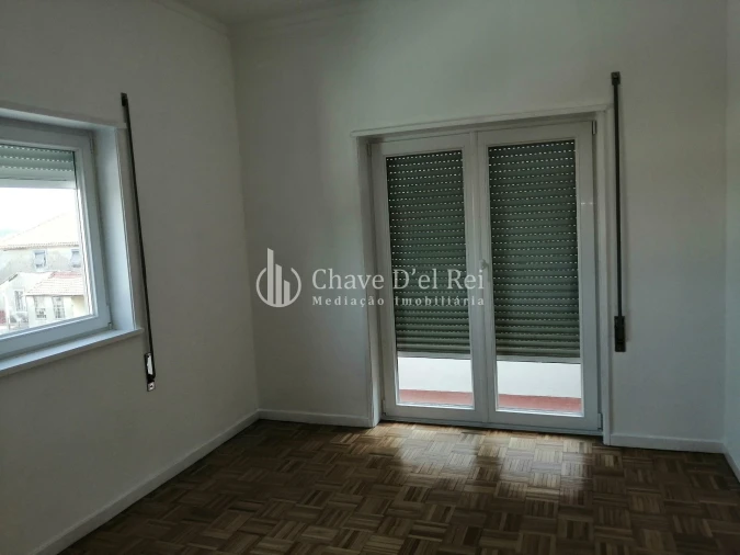 Apartamento T4 para Arrendamento em Viseu Foto 11