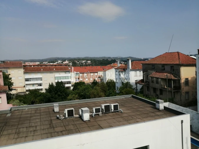 Apartamento T4 para Arrendamento em Viseu Foto 18
