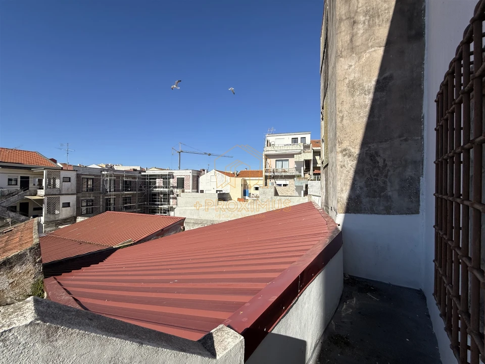 Prédio para Venda em Buarcos Foto 31