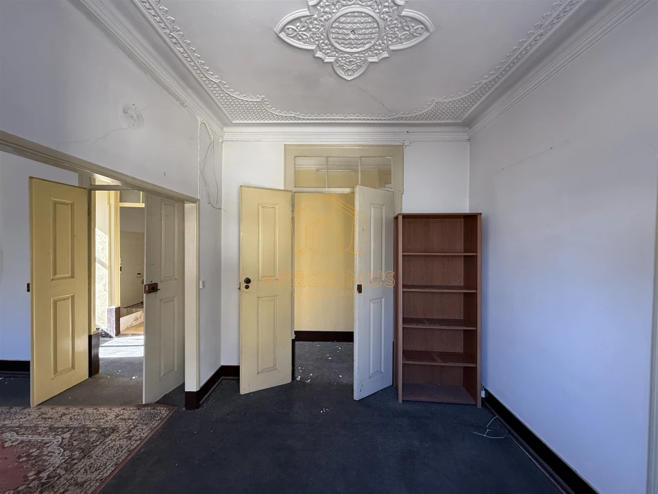 Prédio para Venda em Buarcos Foto 20