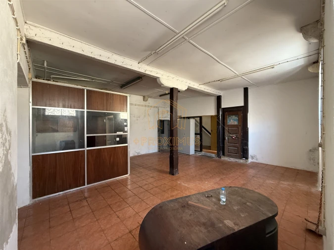 Prédio para Venda em Buarcos Foto 7