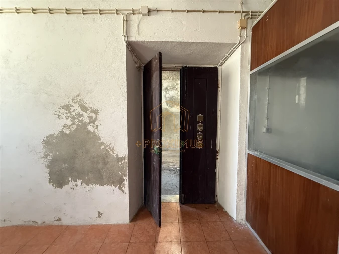 Prédio para Venda em Buarcos Foto 12