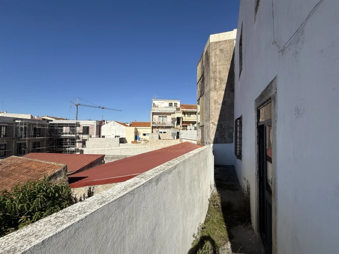 Prédio para Venda em Buarcos Foto 30