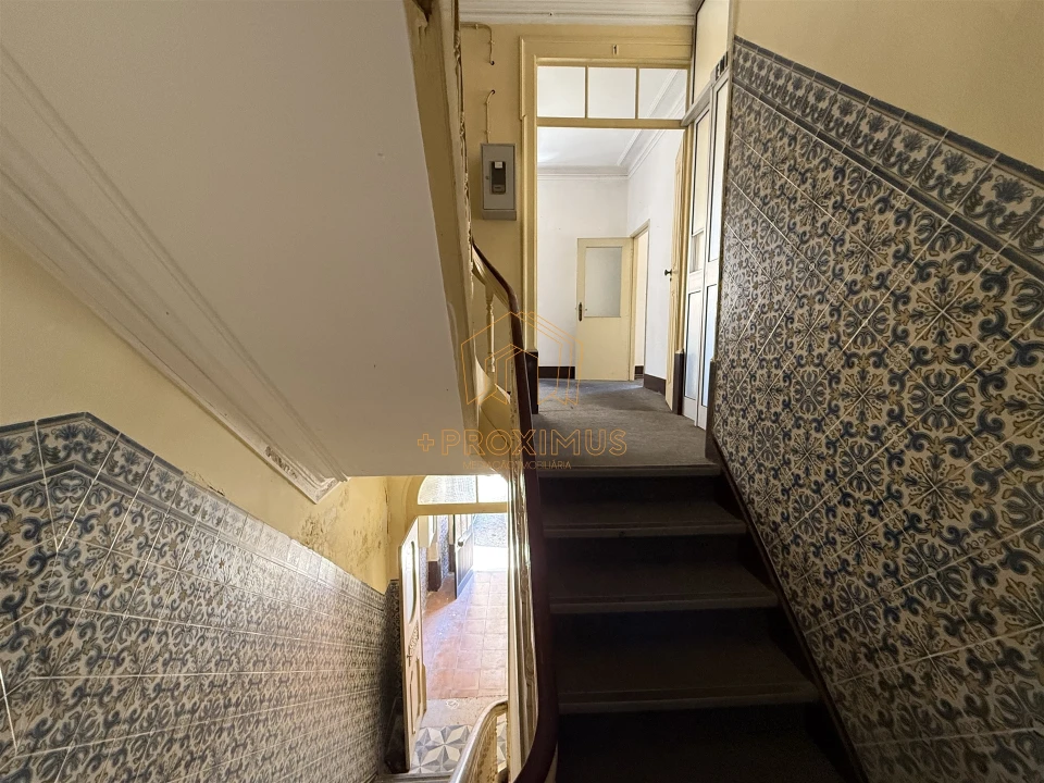 Prédio para Venda em Buarcos Foto 16