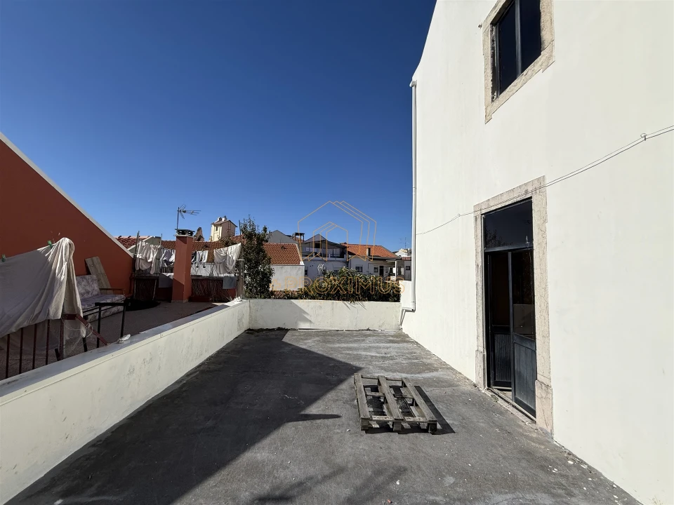 Prédio para Venda em Buarcos Foto 24