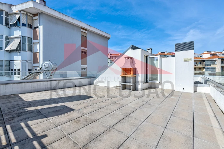 Moradia T3 para Venda em Santa Iria de Azoia, São João da Talha e Bobadela Foto 6