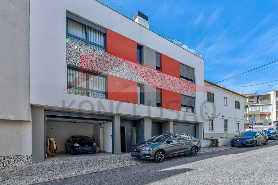 Moradia T3 para Venda em Santa Iria de Azoia, São João da Talha e Bobadela Foto 1