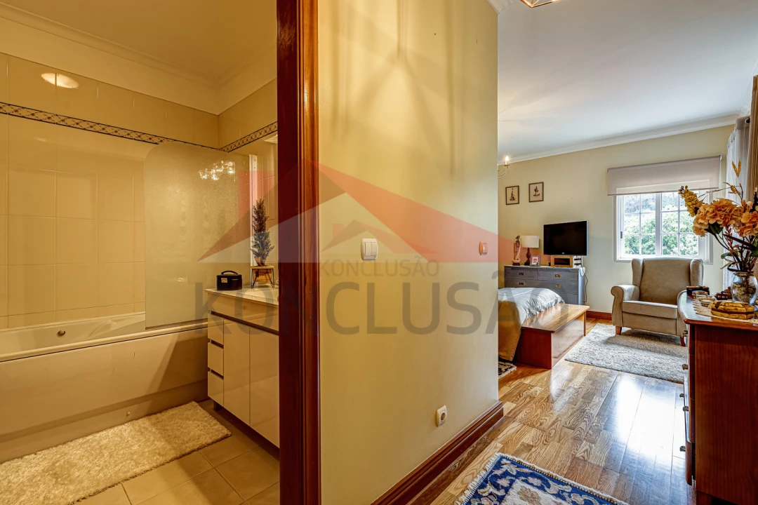 Moradia T3 para Venda em Ericeira Foto 11