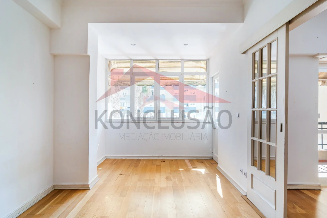 Apartamento T4 para Venda em Lumiar Foto 9