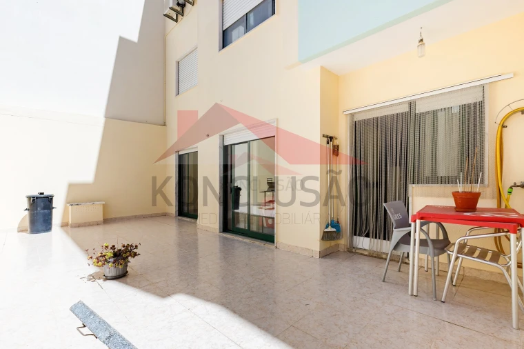 Apartamento T3 para Venda em Alverca do Ribatejo e Sobralinho Foto 4