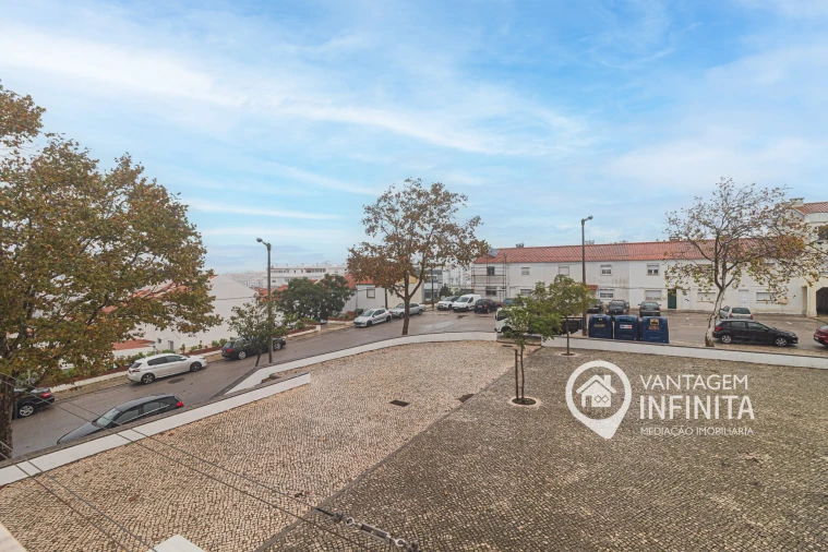 Apartamento T2 para Venda em Laranjeiro e Feijó Foto 16