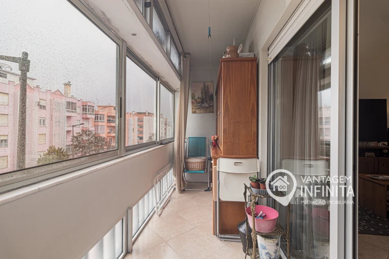 Apartamento T2 para Venda em Laranjeiro e Feijó Foto 19