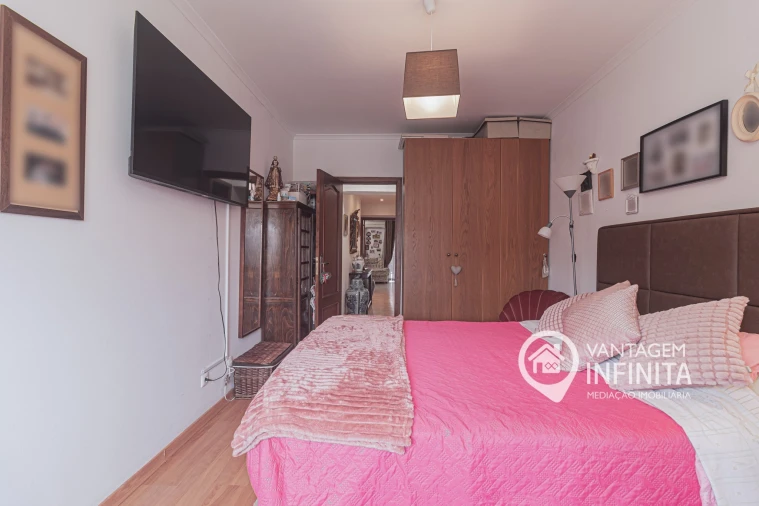 Apartamento T2 para Venda em Laranjeiro e Feijó Foto 18